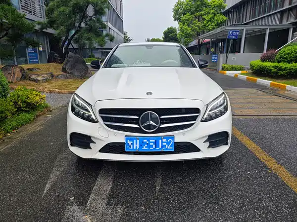 Mercedes-Benz C-Class 2020