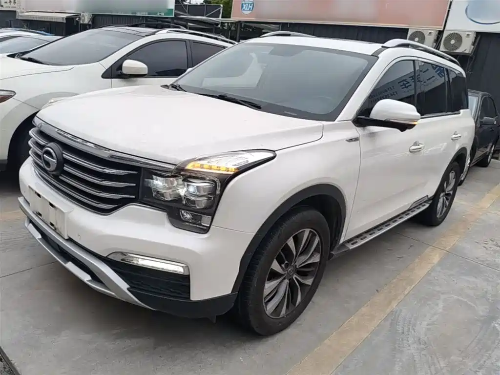 GAC Motor Trumpchi GS8 2017 — фото 1