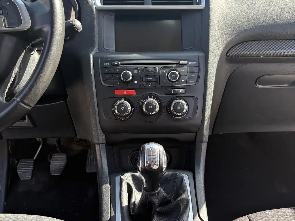 Citroën C4L 2017 — фото 10