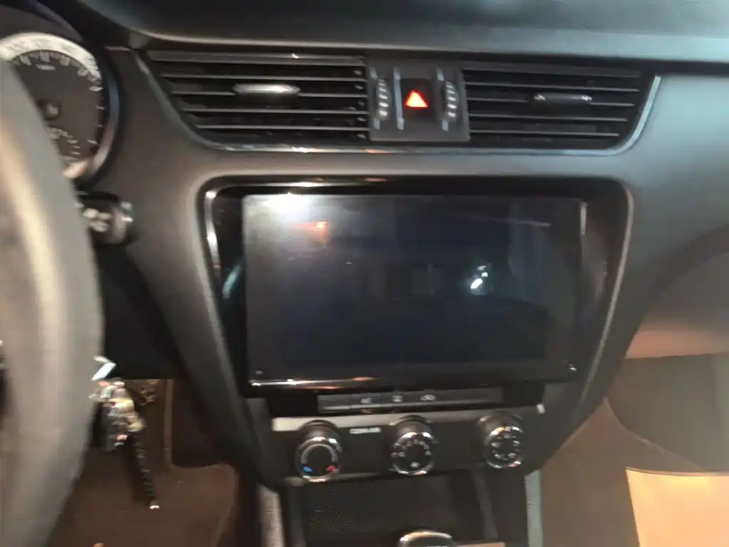 Skoda Octavia 2020 — фото 13