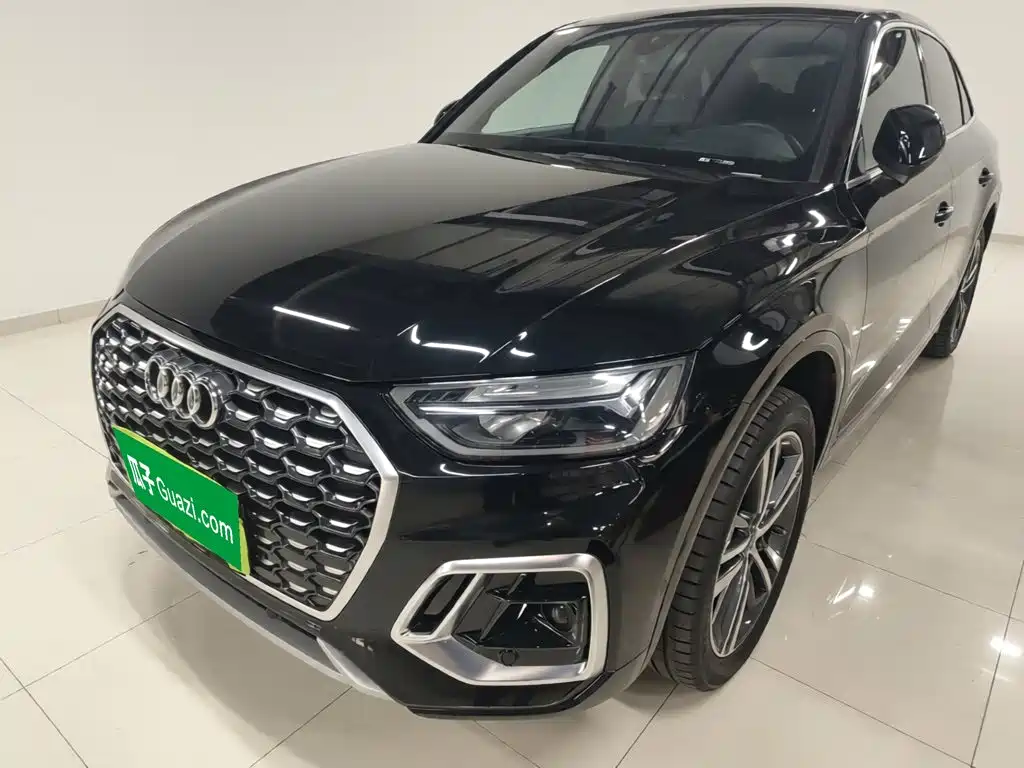 Audi Q5L Sportback 2022 — фото 2