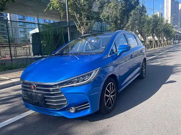 BYD Song MAX 2017