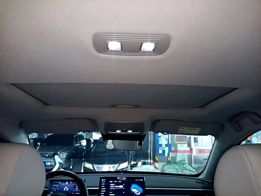 BYD Seal 05 DM-i 2025 — фото 18
