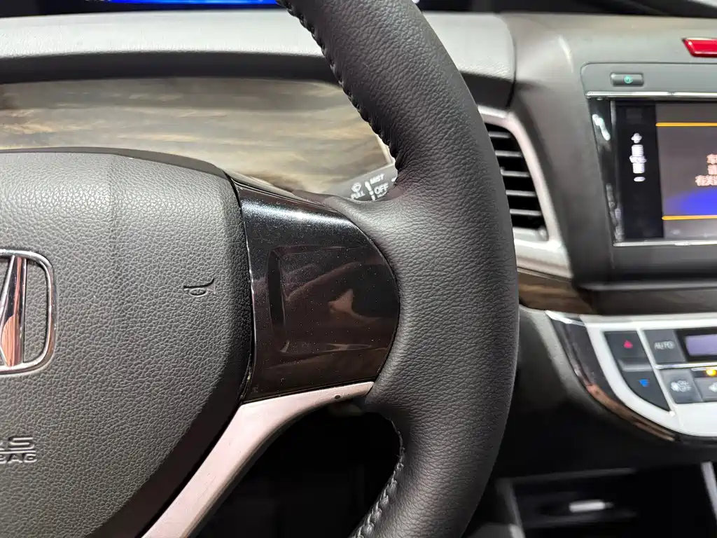 Honda Jade 2018 — фото 7