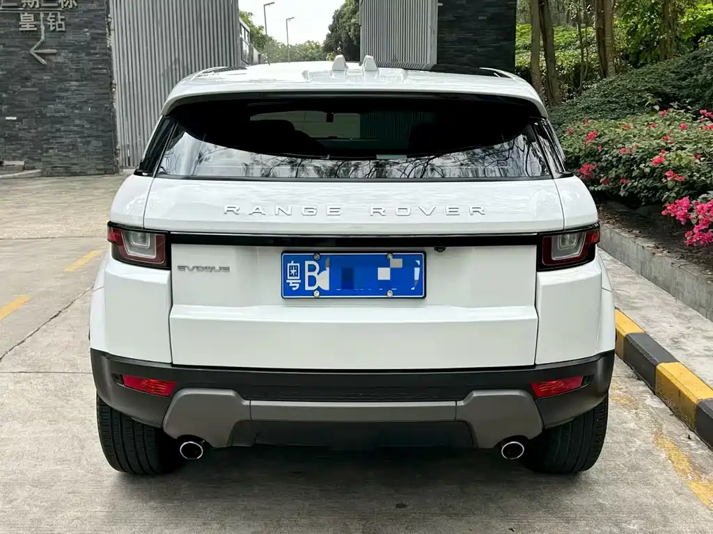 Land Rover Range Rover Evoque 2018 — фото 9