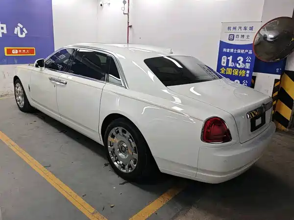 Rolls-Royce Ghost 2012
