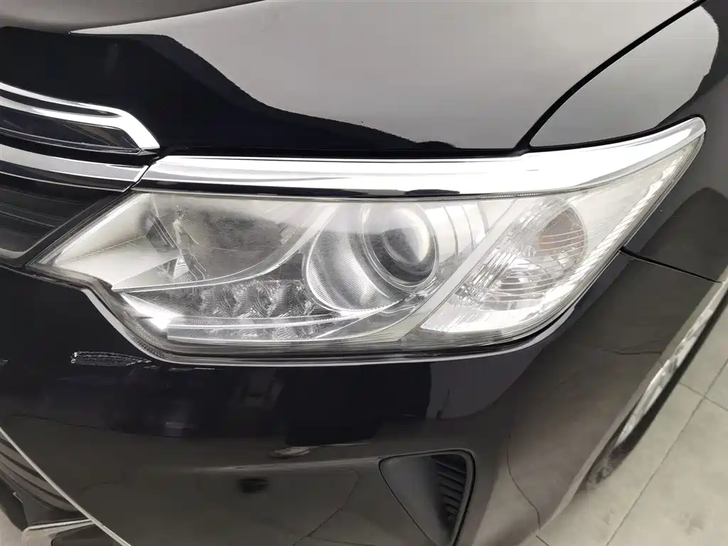 Toyota Camry 2016 — фото 7