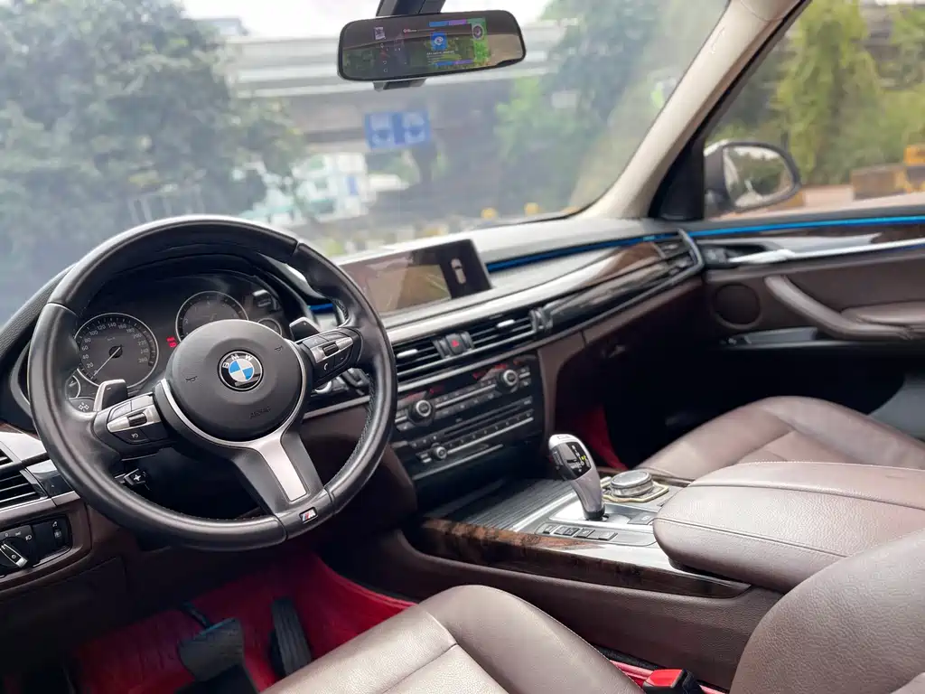 BMW X5 2016 — фото 9