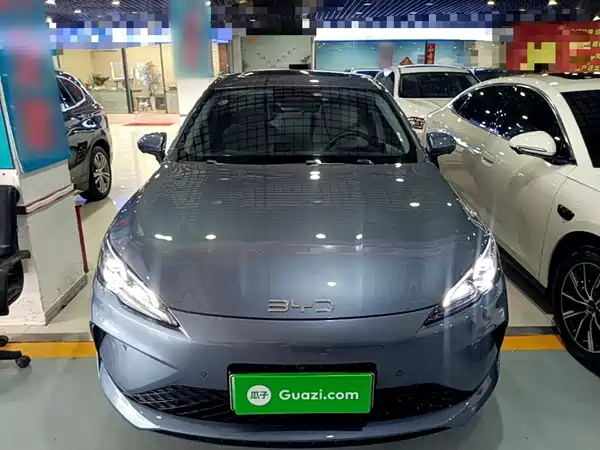 BYD Seal 05 DM-i 2025