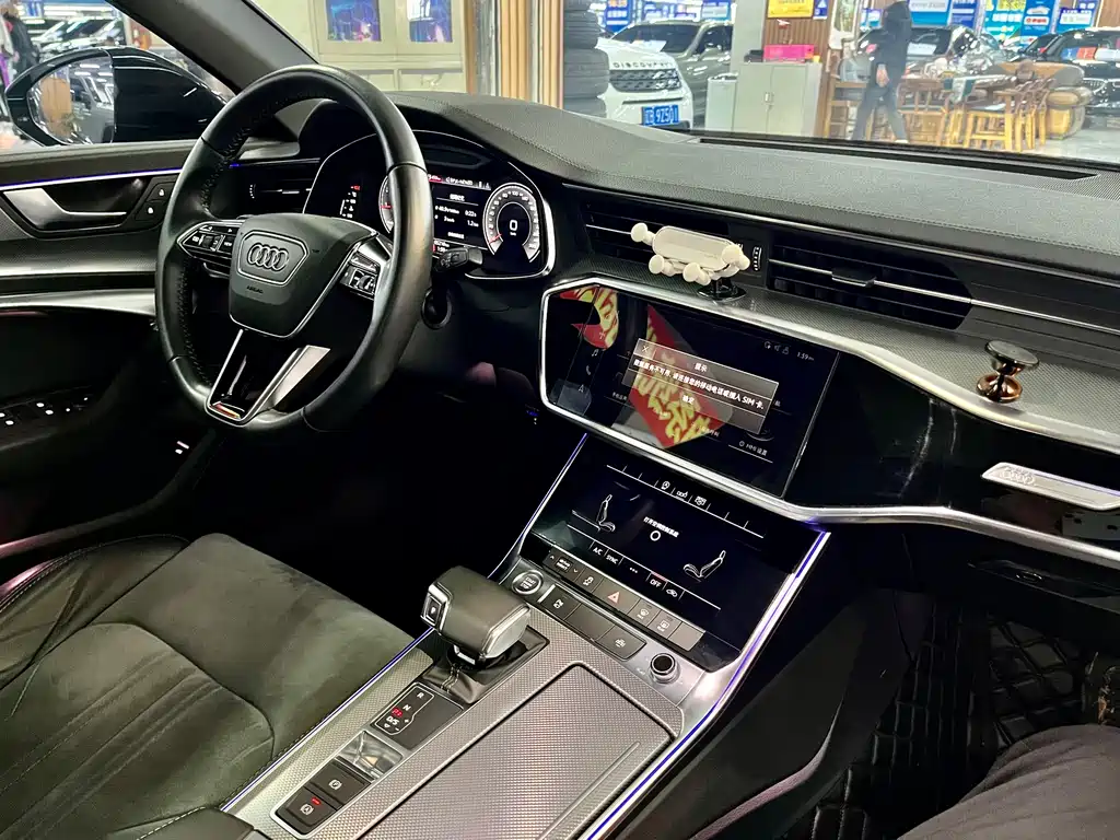 Audi A6L 2020 — фото 14