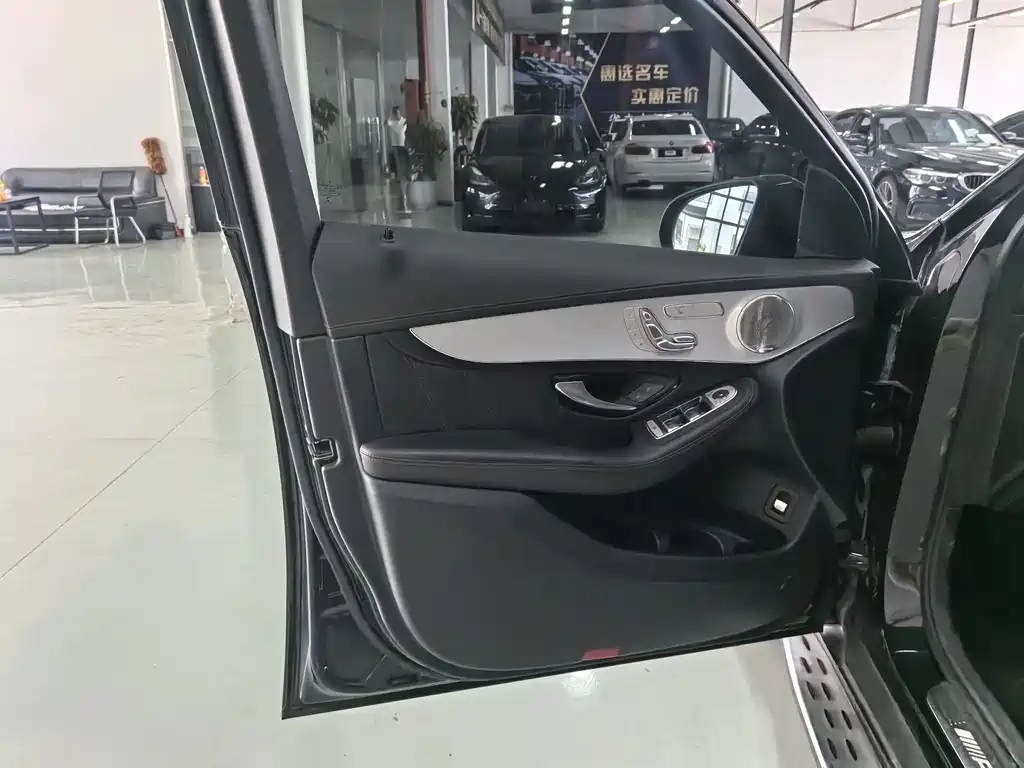 Mercedes-Benz GLC AMG 2021 — фото 7