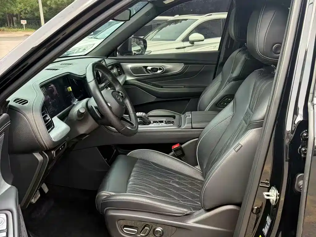 GAC Motor Trumpchi GS8 2023 — фото 7