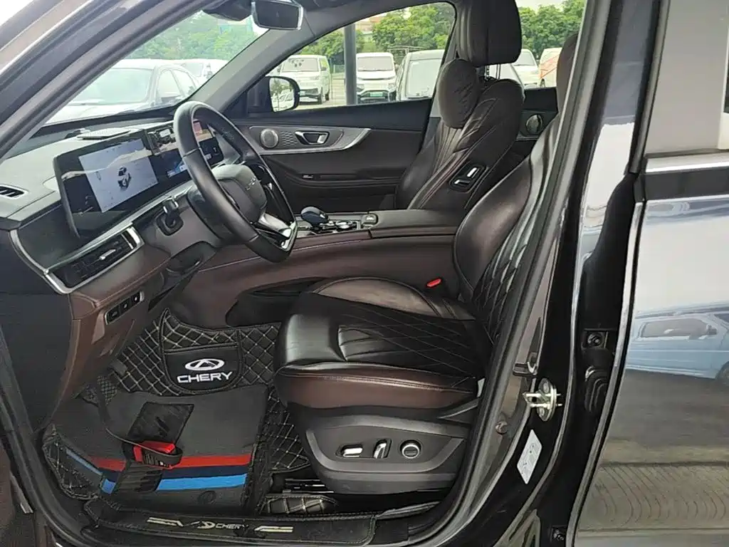 Chery Tiggo 8 PRO New Energy 2023 — фото 15