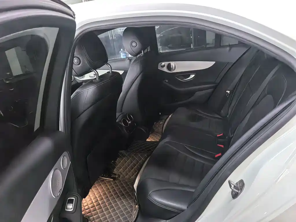 Mercedes-Benz C-Class 2021 — фото 9