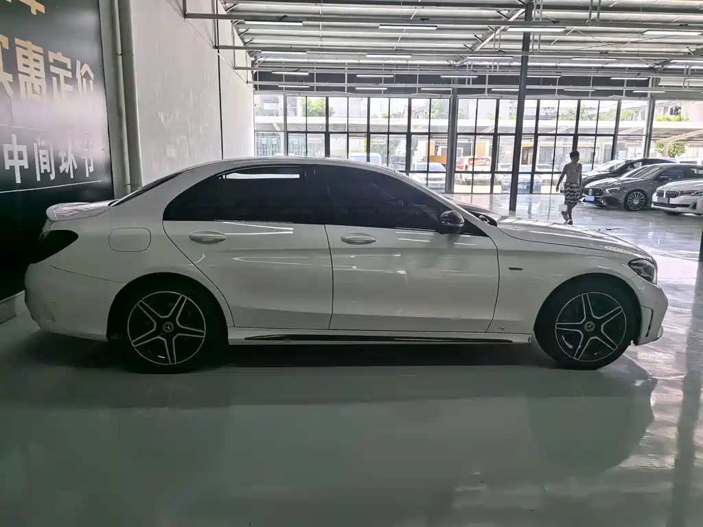 Mercedes-Benz C-Class 2021 — фото 16