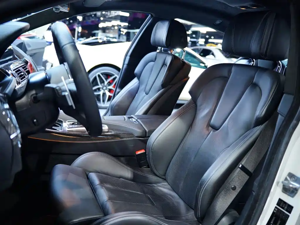 BMW M6 2015 — фото 15
