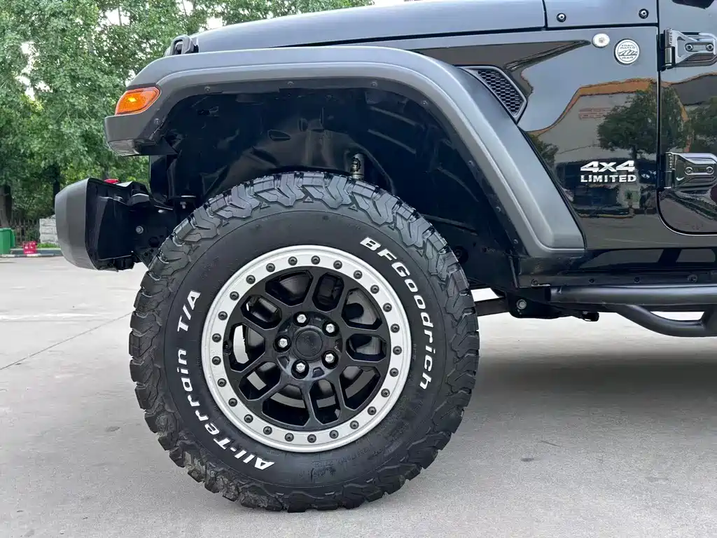 Jeep Wrangler 2020 — фото 4