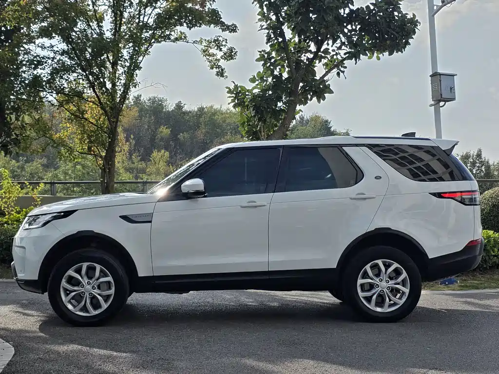 Land Rover Discovery 2019 — фото 5
