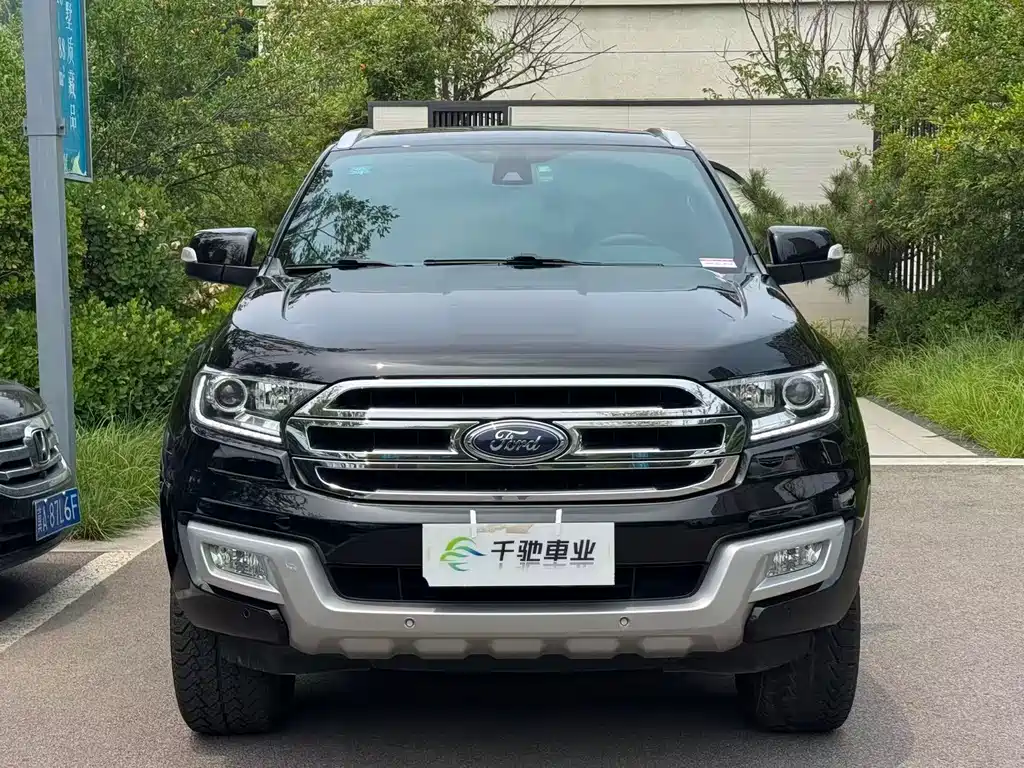 Ford Everest 2018 — фото 2
