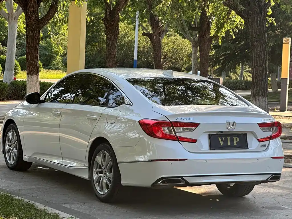 Honda Accord 2020 — фото 9