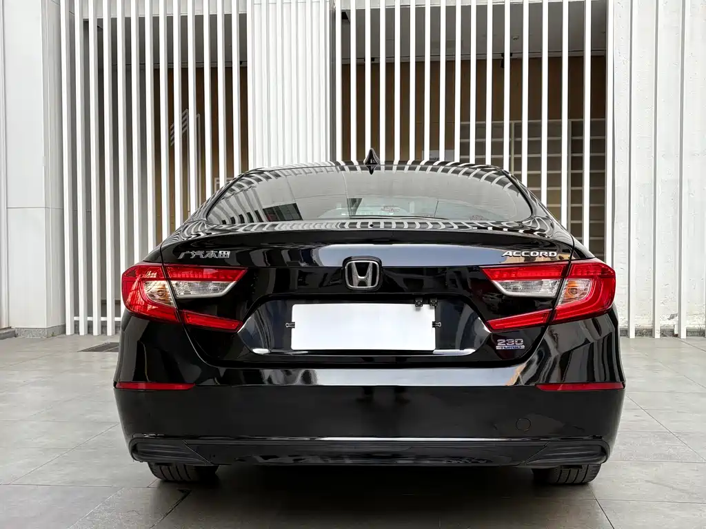 Honda Accord 2020 — фото 15