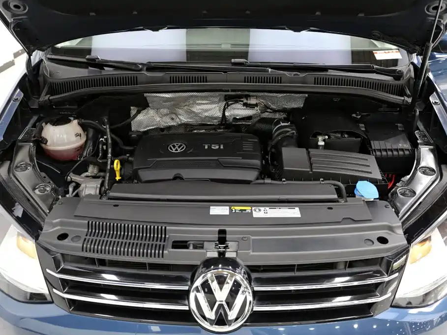 Volkswagen Sharan 2017 — фото 23