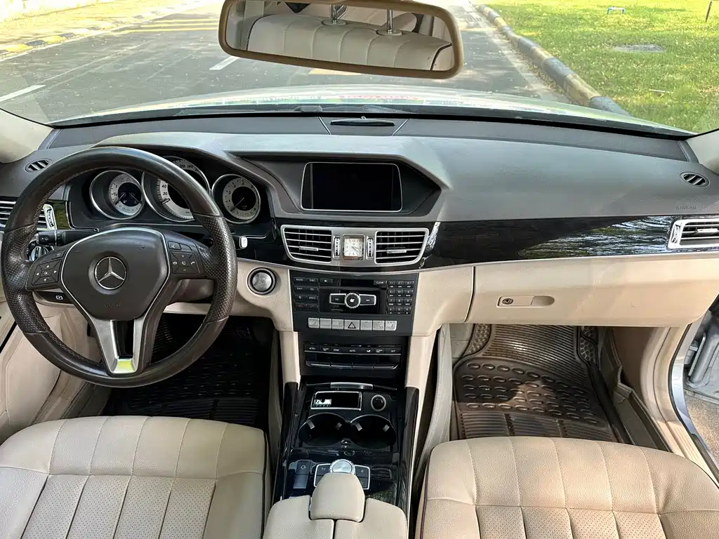 Mercedes-Benz E-Class 2014 — фото 13