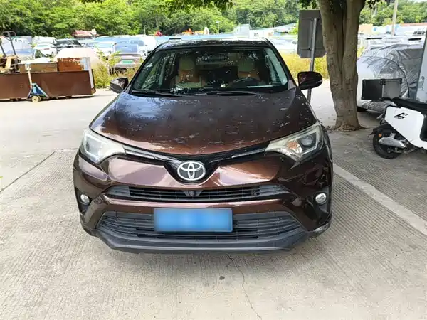 Toyota RAV4 2016