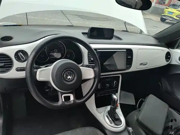 Volkswagen Beetle 2018