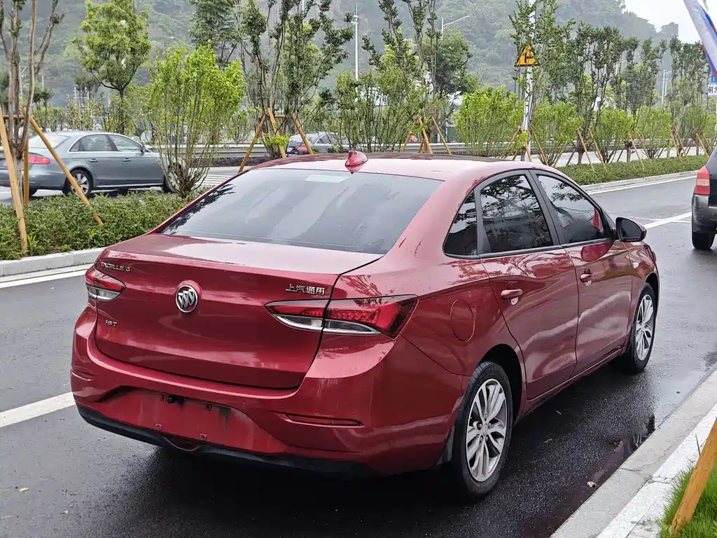 Buick Excelle 2019 — фото 10