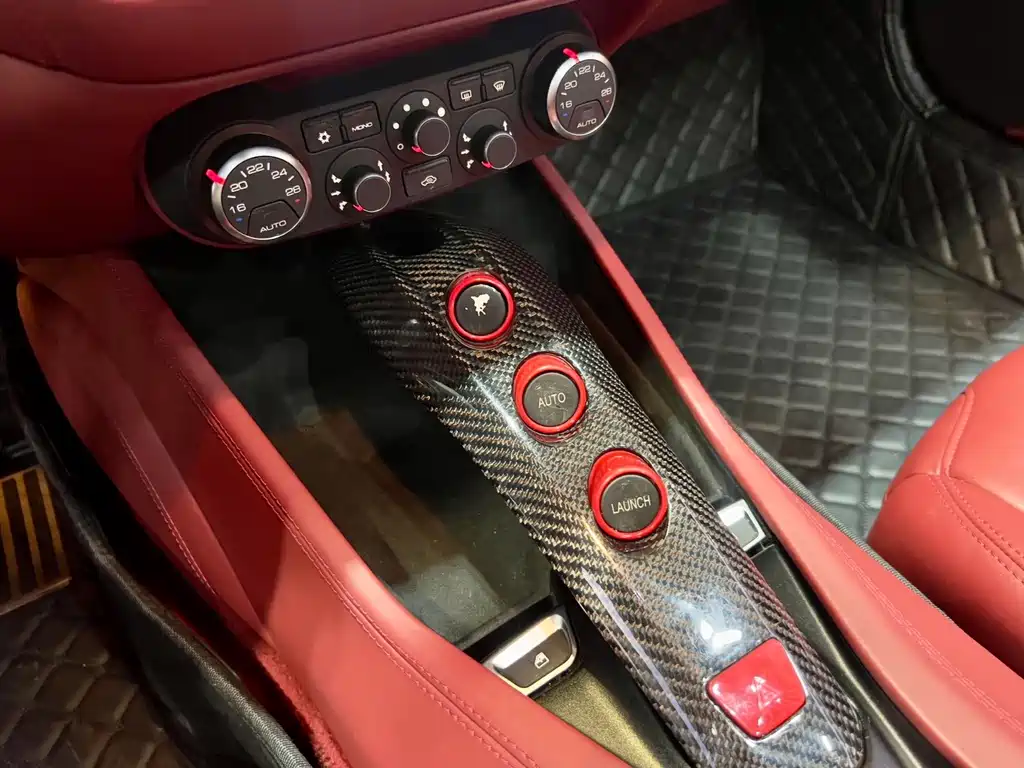Ferrari California T 2015 — фото 12