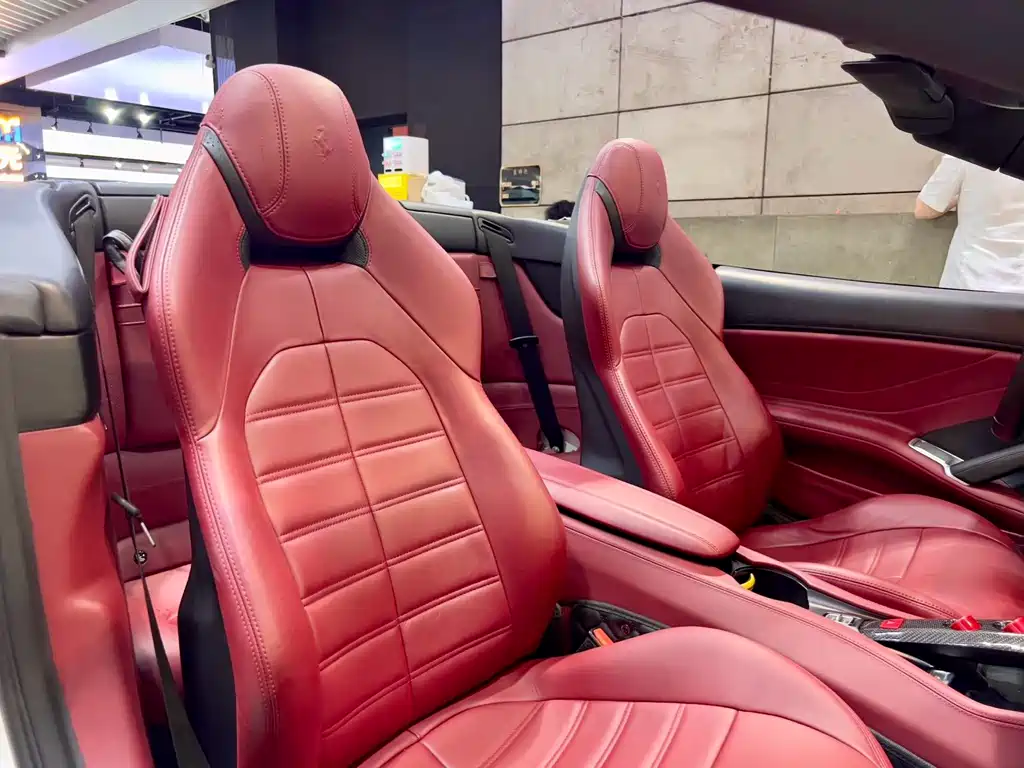 Ferrari California T 2015 — фото 18