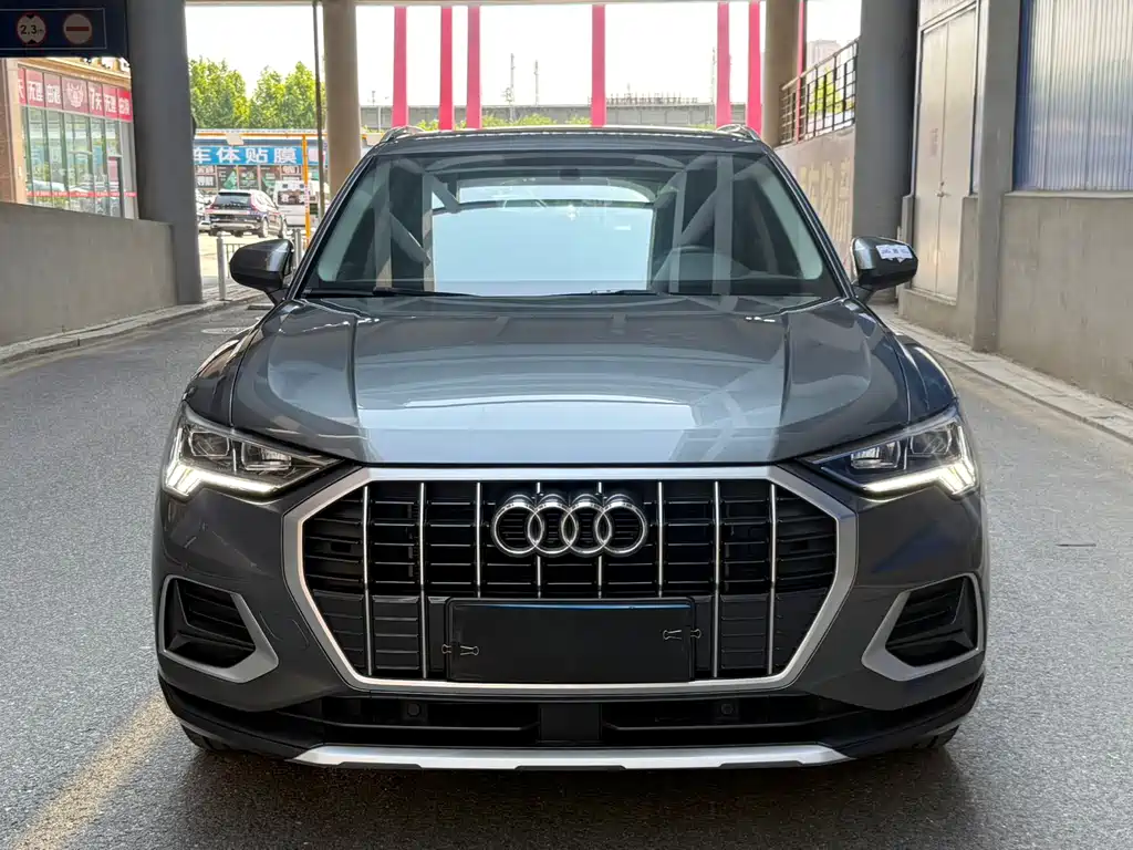 Audi Q3 2021 — фото 2