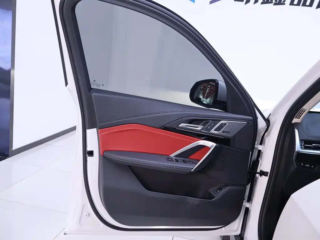 BMW X1 2024 — фото 18