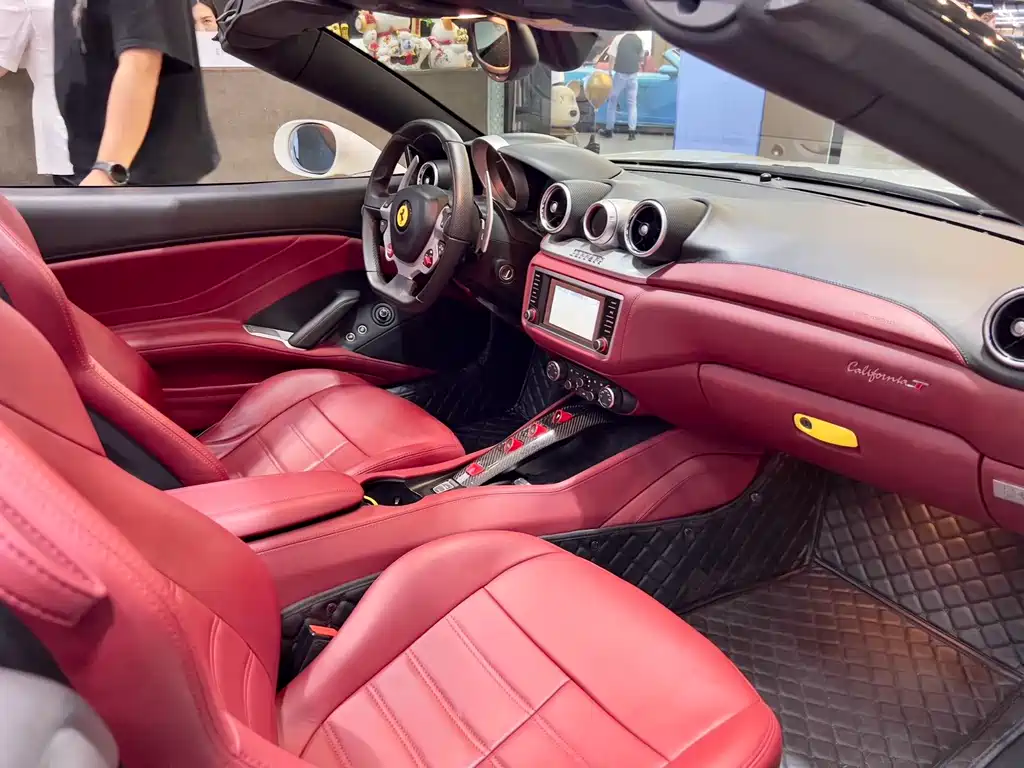 Ferrari California T 2015 — фото 16