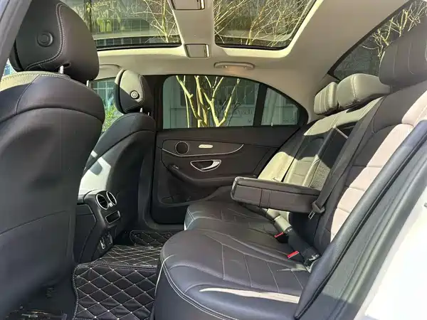 Mercedes-Benz C-Class 2020