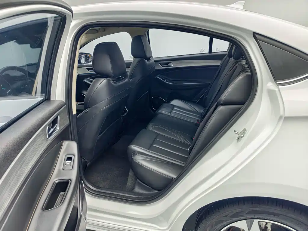 Chery Arrizo 5 PLUS 2022 — фото 13