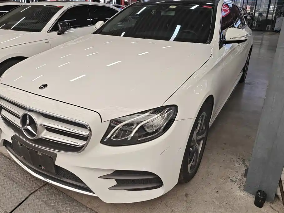 Mercedes-Benz E-Class 2019 — фото 1