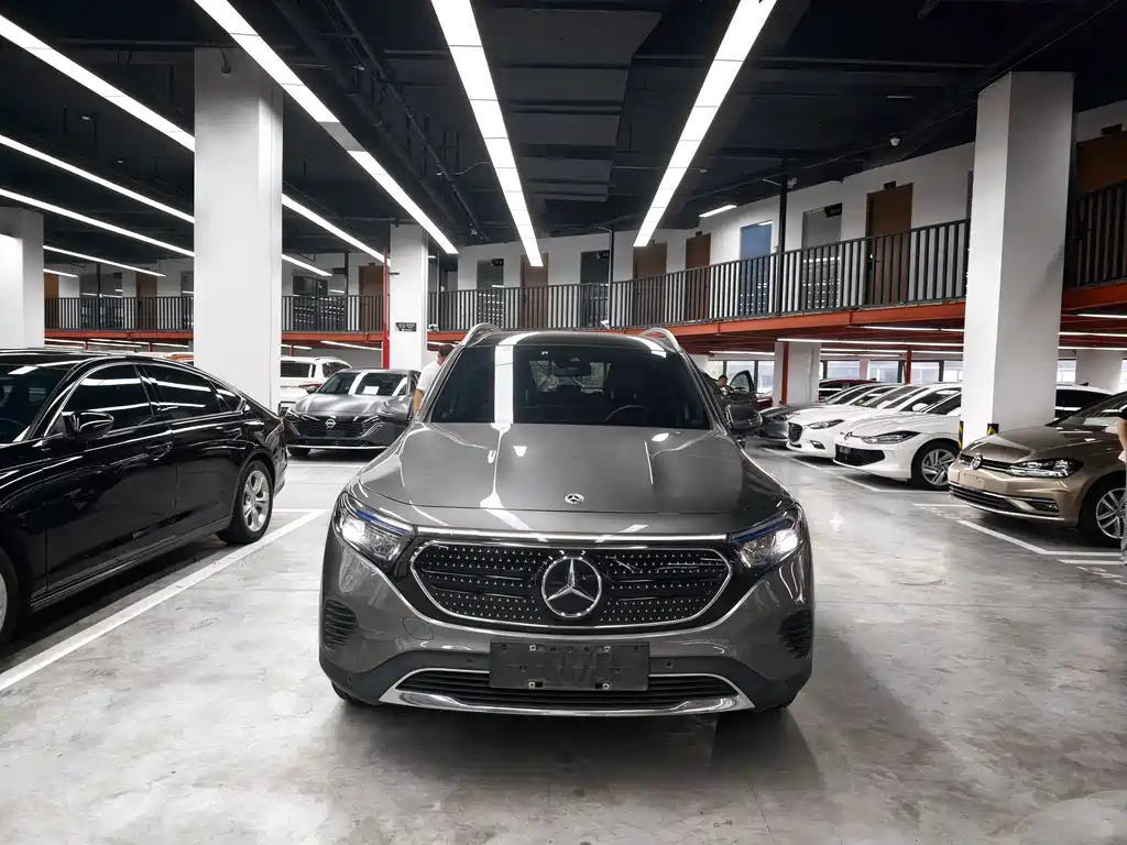 Mercedes-Benz EQB 2023 — фото 2