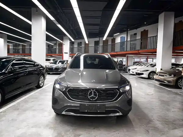 Mercedes-Benz EQB 2023