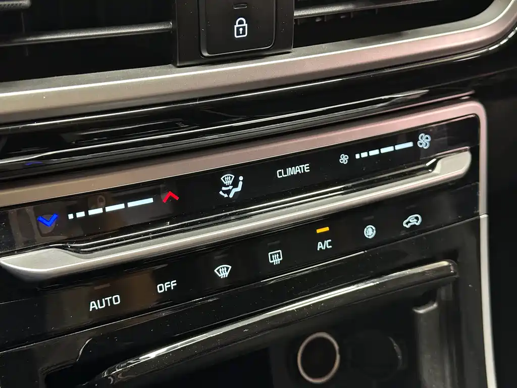 Kia KX3 2021 — фото 16