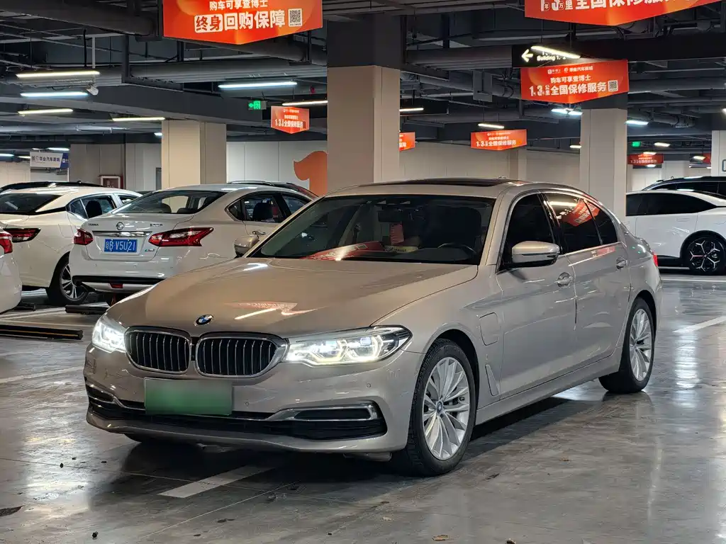 BMW 5 Series New Energy 2019 — фото 1