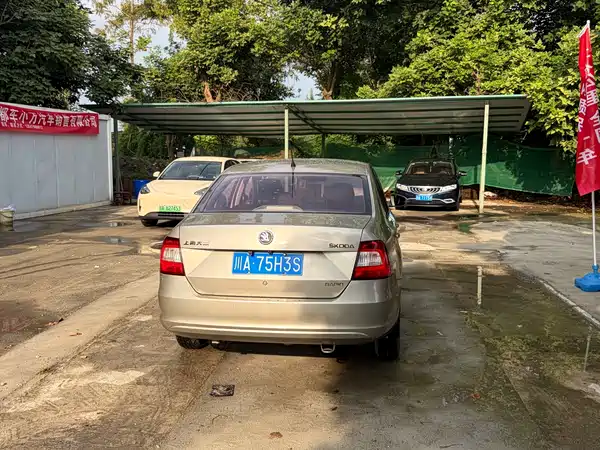Skoda Rapid 2013