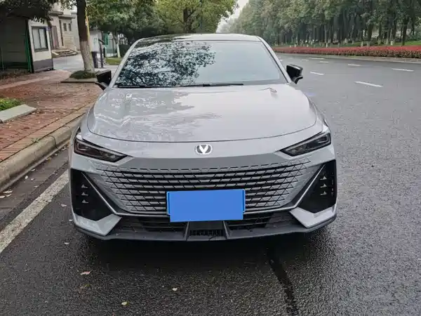 Changan UNI-V 2023