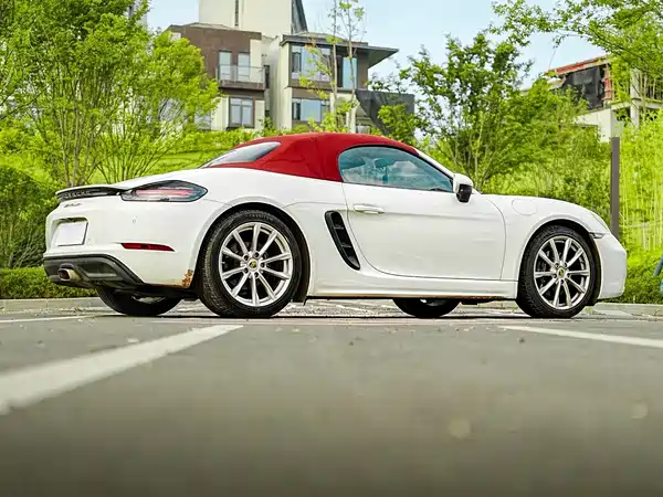Porsche 718 2022