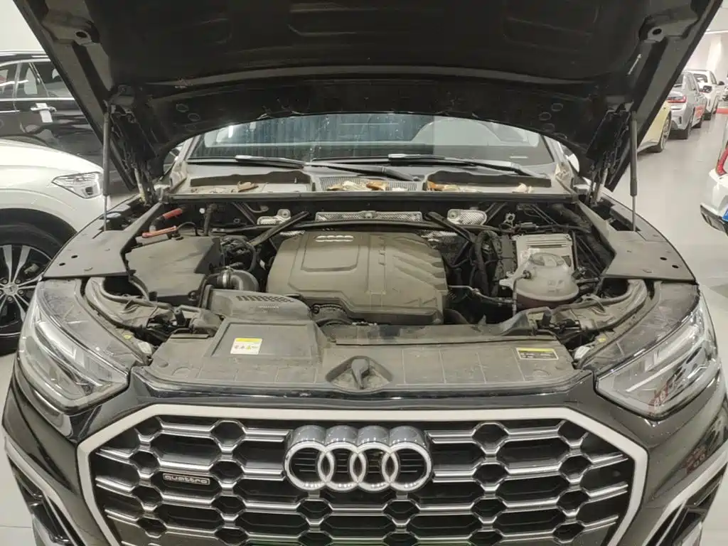 Audi Q5L 2023 — фото 20