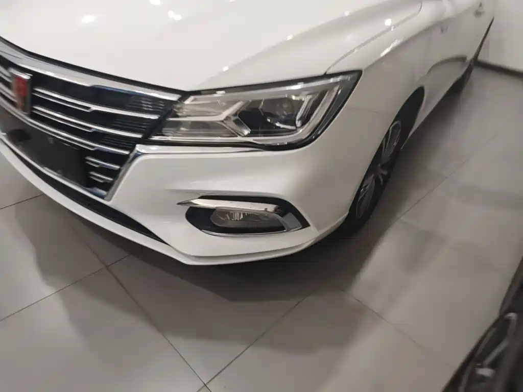 Roewe i5 2019 — фото 24