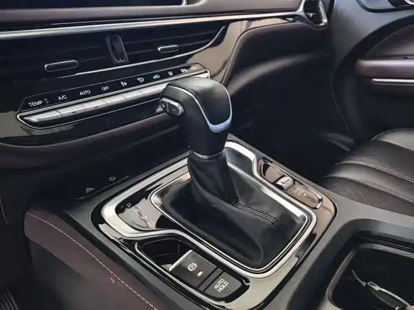 GAC Trumpchi M6 2021