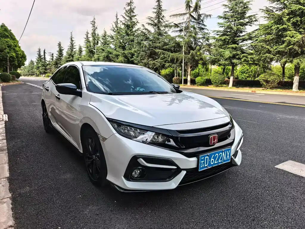 Honda Civic 2021 — фото 2