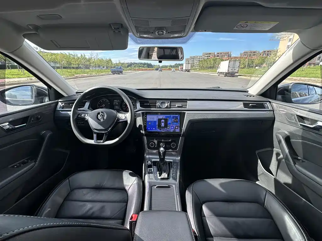 Volkswagen Passat 2019 — фото 6